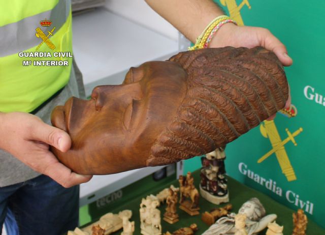 La Guardia Civil interviene varias piezas de marfil y ébano en Torre Pacheco - 3, Foto 3