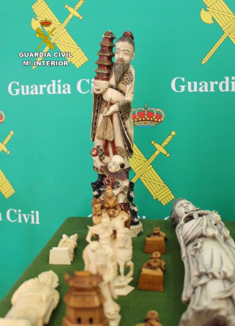 La Guardia Civil interviene varias piezas de marfil y ébano en Torre Pacheco - 4, Foto 4