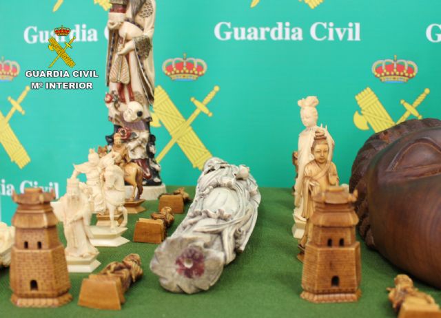 La Guardia Civil interviene varias piezas de marfil y ébano en Torre Pacheco - 5, Foto 5