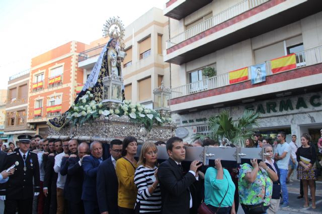 Los lumbrerenses acompañan a la Virgen del Rosario en la tradicional procesión - 1, Foto 1
