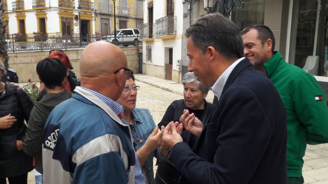 El alcalde anuncia que la Policía Local mantendrá su labor diaria con controles de seguridad ciudadana y patrullas a pie de forma permanente en la zona del Barrio de San Cristóbal - 4, Foto 4