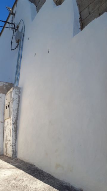 El Ayuntamiento de Pliego ha reconstruido el muro del campo de fútbol - 1, Foto 1