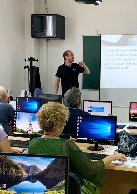 Nueva edición de los cursos gratuitos para mayores sobre nuevas tecnologías - 3, Foto 3