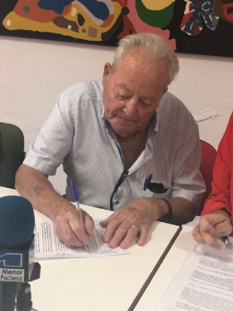 El Ayuntamiento firma un Convenio de Colaboración con la Asociación Local de Pensionistas de San Cayetano - 3, Foto 3