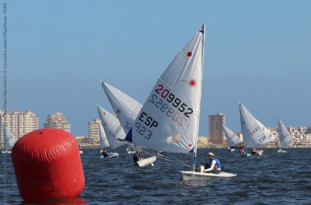 Cristina Pujol y Francisco Sánchez, primeros líderes en el Nacional Laser Radial - 1, Foto 1
