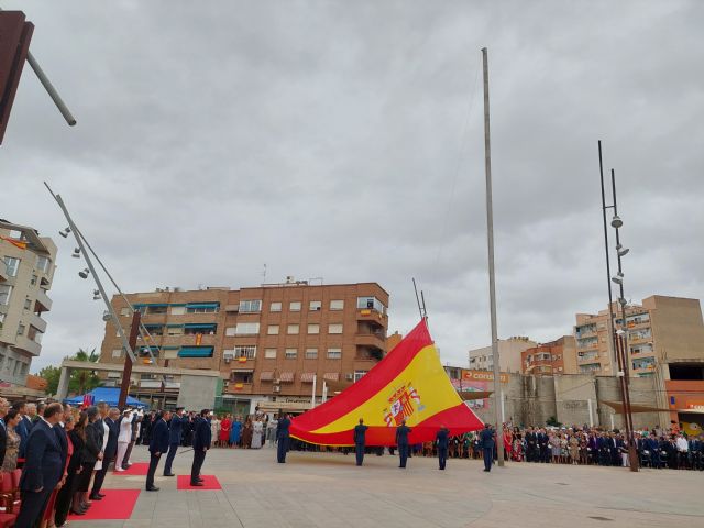 140 personas juran bandera en Alcantarilla durante el tradicional acto de homenaje a la enseña nacional - 1, Foto 1