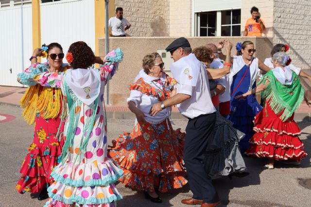 La Virgen del Pilar se da un baño multitudinario de cariño en su tradicional romería de La Florida - 4, Foto 4