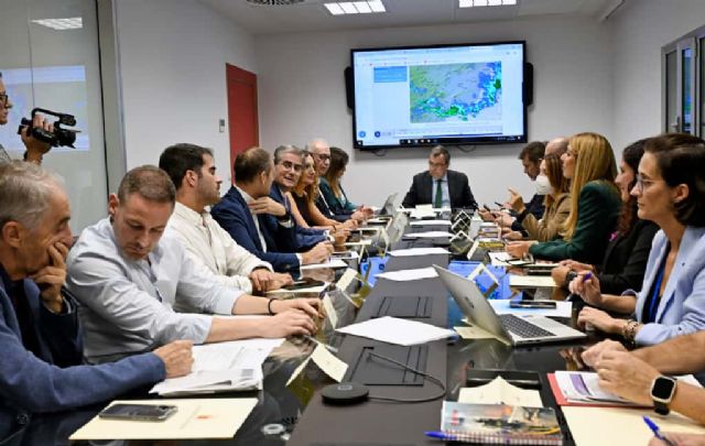 El Comité de Emergencias municipal activa un amplio dispositivo de 800 efectivos ante la alerta por lluvias - 1, Foto 1