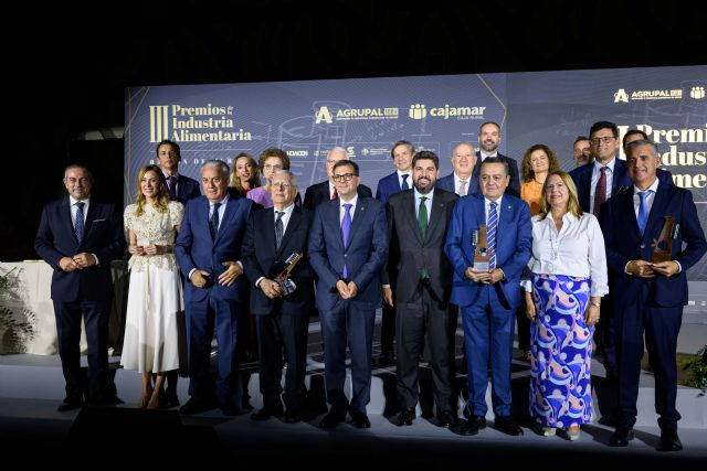 Agrupal reconoce el compromiso, la innovación y la trayectoria de la industria alimentaria regional en la tercera edición de sus premios - 2, Foto 2