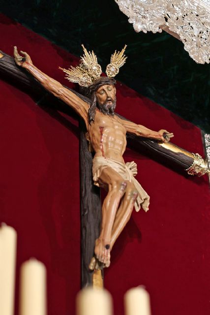 La Corona que el tiempo no ha podido borrar del corazón de los cruceros de Alcalá del Río - 2, Foto 2