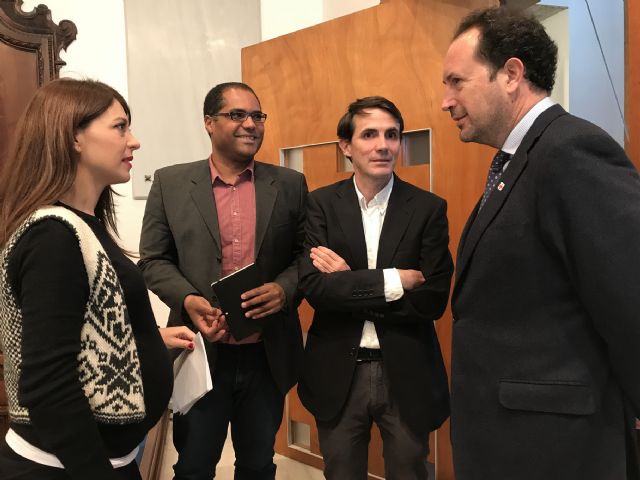 La Concejalía del Mayor realizará el lunes las jornadas informativas Lora, Ciudad Amigable con las Personas Mayores - 1, Foto 1