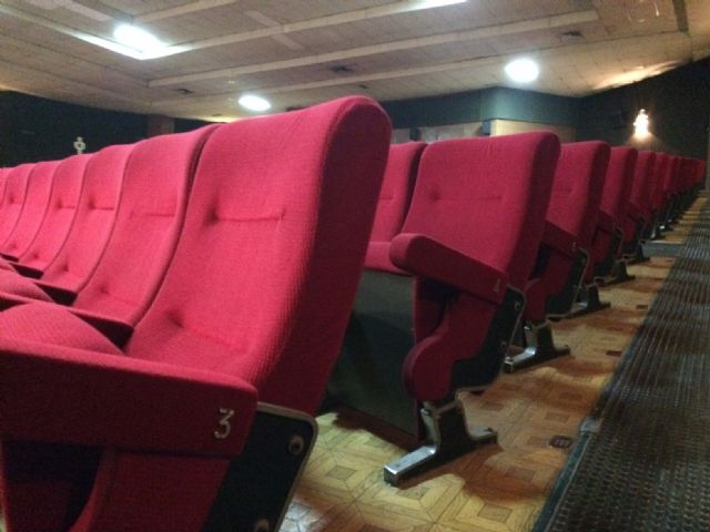 Tomorrow the "Cinema Velasco" reopens after ten years closed;, Foto 7