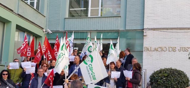 Nueva concentración de los funcionarios de Justicia en Cartagena - 1, Foto 1