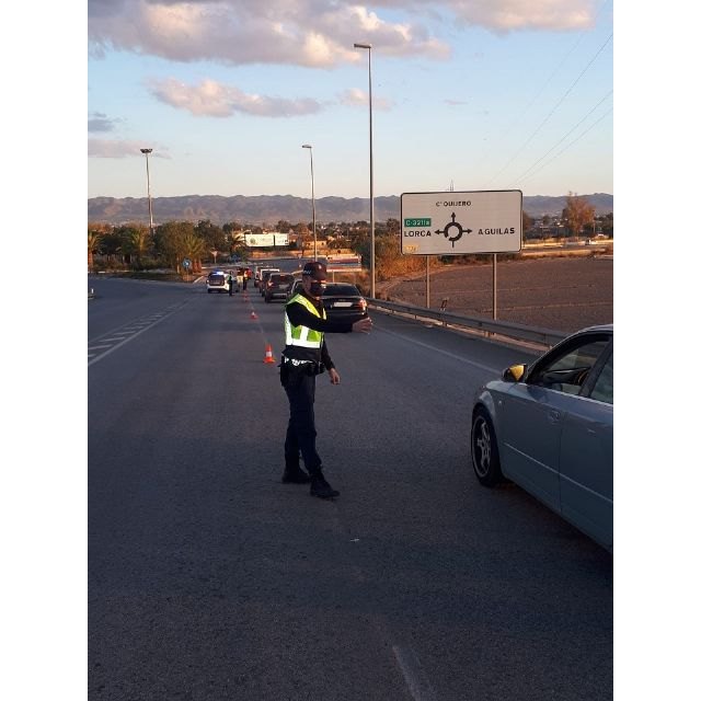 La Policía Local de Lorca interpone un total de 25 denuncias por incumplimiento del toque de queda durante este fin de semana - 1, Foto 1