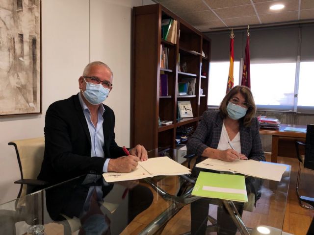 La Consejería de Educación y Cultura firma un convenio con Tecnópolis - 1, Foto 1