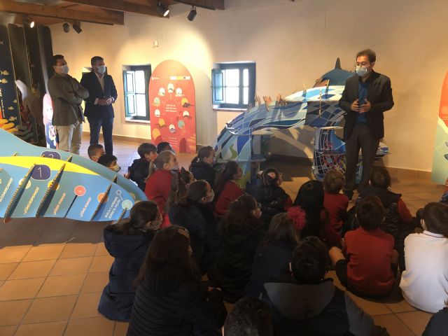 La Comunidad pone en valor el patrimonio medioambiental del litoral y sensibiliza sobre su protección con la exposición OceanLabKids - 1, Foto 1