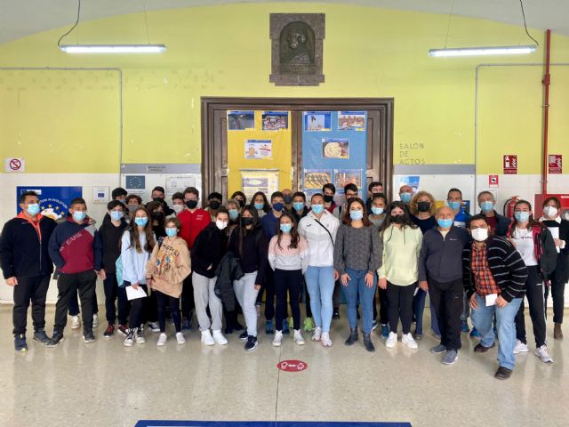 El IES Ibáñez Martín acoge la exposición Historia de los Juegos Olímpicos de Verano: Una Mirada Retrospectiva - 1, Foto 1