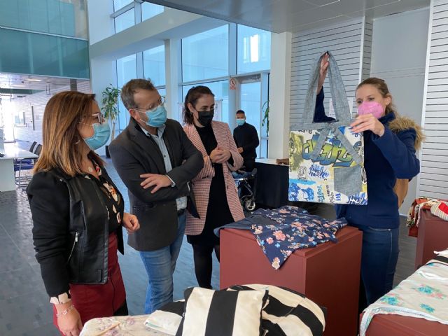 Clausura del Curso de Costura “Camina entre Telas” - 1, Foto 1