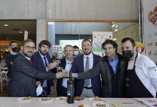 La cocina tradicional y la nueva oferta culinaria de inspiración sefardí copan la atención en el stand de Lorca en 'Región de Murcia Gastronómica' - 1, Foto 1