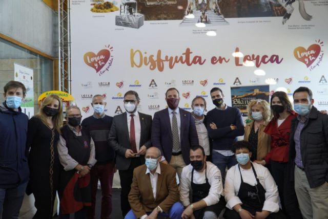 La cocina tradicional y la nueva oferta culinaria de inspiración sefardí copan la atención en el stand de Lorca en 'Región de Murcia Gastronómica' - 3, Foto 3