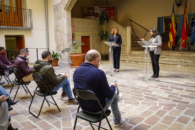 La vicepresidenta Isabel Franco se reúne con su homóloga valenciana y reclaman una financiación justa para las políticas sociales - 1, Foto 1