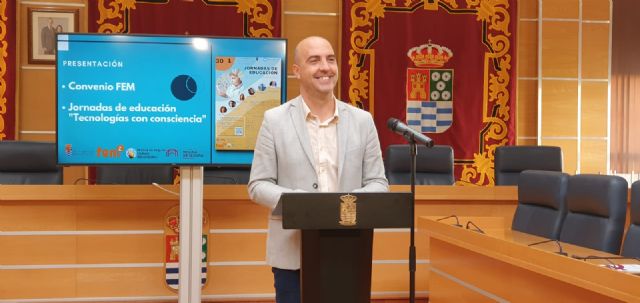 El Ayuntamiento de Molina de Segura y la FEM organizan las Jornadas de Educación Tecnologías con Consciencia los días 30 de noviembre y 1 de diciembre, en el marco del Día Internacional de las Ciudades Educadoras - 1, Foto 1
