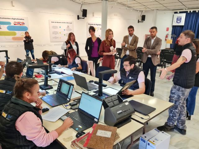 Un programa para desempleados del SEF permite la digitalización de documentos históricos de Caravaca de la Cruz - 1, Foto 1