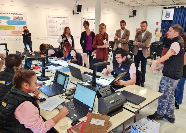 Una exposición muestra el trabajo de digitalización del Archivo Municipal impulsado por el Ayuntamiento a través de un programa de empleo y formación con jóvenes - 1, Foto 1