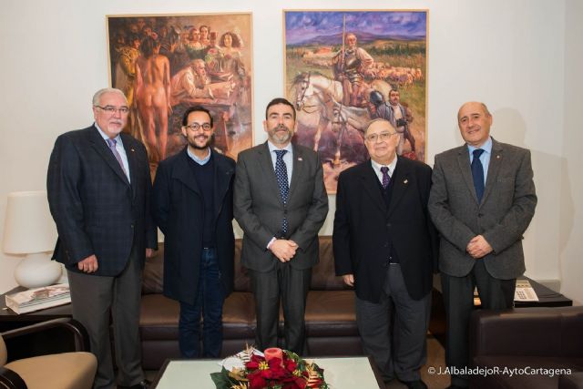 La Real Sociedad Economica de Amigos del Pais nombra al alcalde nuevo presidente de honor - 1, Foto 1