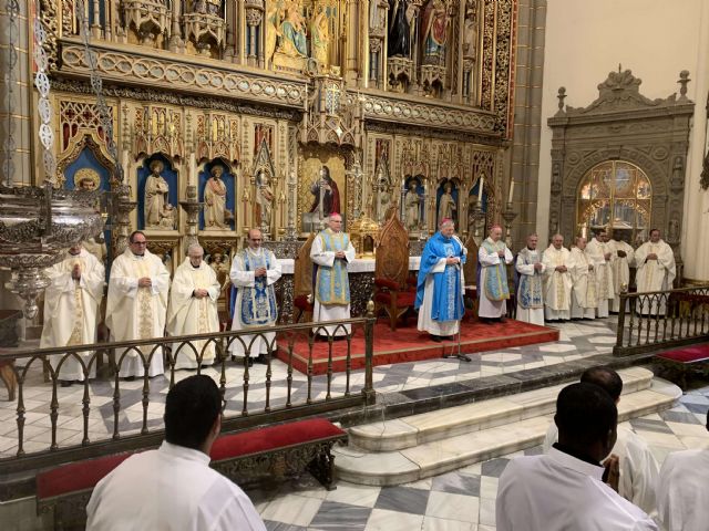La Iglesia celebra el dogma de la Inmaculada Concepción de María - 1, Foto 1