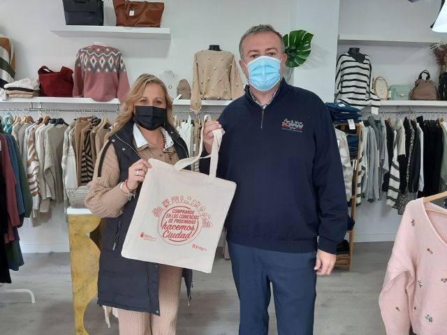 Campaña de promoción navideña del comercio local en La Unión - 2, Foto 2