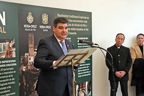 Inaugurado el Belén Monumental de la Vera-cruz de Alcalá del Río, donde sus figuras representan a los hermanos de la Hermandad - 2, Foto 2