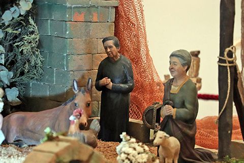 Inaugurado el Belén Monumental de la Vera-cruz de Alcalá del Río, donde sus figuras representan a los hermanos de la Hermandad - 4, Foto 4