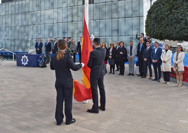 Las Torres de Cotillas estrena el acto de izado de la bandera de España el día de la patrona de la Policía Local - 3, Foto 3