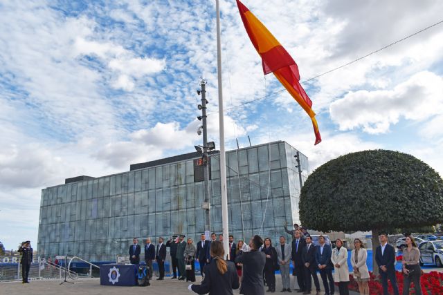 Las Torres de Cotillas estrena el acto de izado de la bandera de España el día de la patrona de la Policía Local - 4, Foto 4