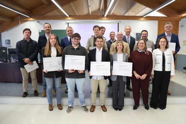 CMN premia trabajos de la UPCT en ciberdefensa, localización de barcos, baterías de respaldo, eliminación de olores y monitorización industrial - 2, Foto 2