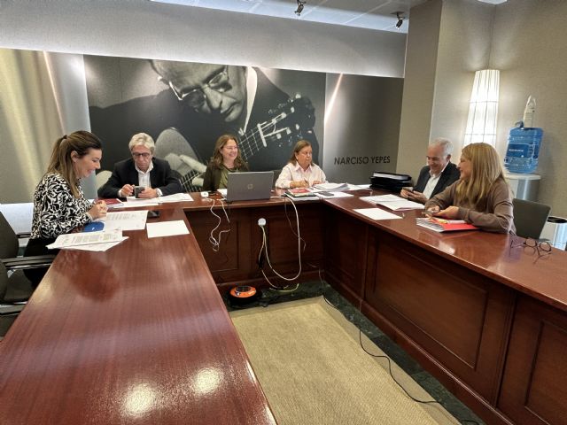 López Miras responderá a preguntas relacionadas con el Plan Industrial de la Región, la vivienda, la seguridad y el Hospital General Universitario Santa Lucía - 1, Foto 1