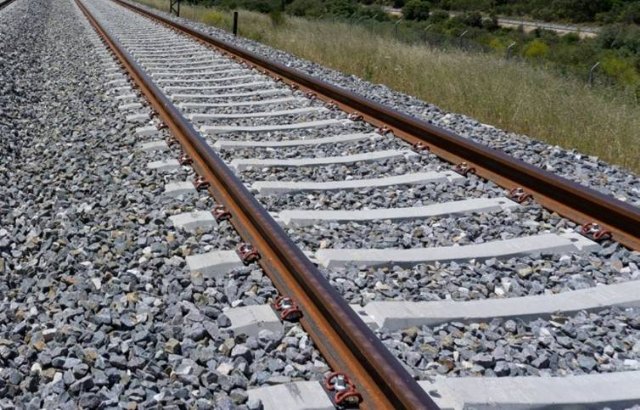 El Gobierno autoriza licitar por 27 millones de euros el suministro de balasto para el montaje de vía en la nueva línea de alta velocidad Murcia-Almería - 1, Foto 1