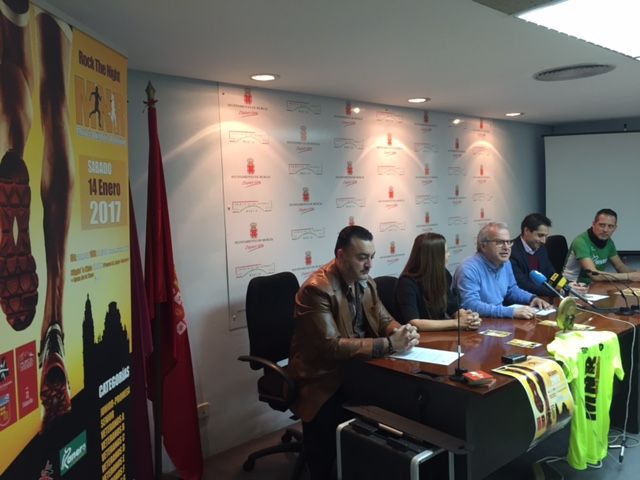 La IV edición de la Night`s Murcia Running congrega a más de 1500 participantes por las calles murcianas - 2, Foto 2