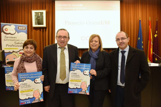 La UMU muestra a los futuros estudiantes las salidas profesionales de sus títulos - 1, Foto 1