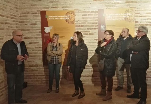 El Ayuntamiento concede una subvención de 14.000 euros a la parroquia de Santiago para colaborar en el proyecto de musealización de la Torre de la Iglesia, Foto 6