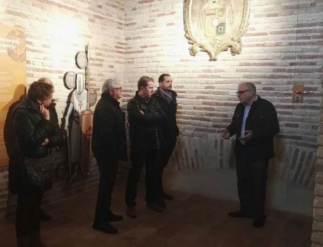 El Ayuntamiento concede una subvención de 14.000 euros a la parroquia de Santiago para colaborar en el proyecto de musealización de la Torre de la Iglesia, Foto 8