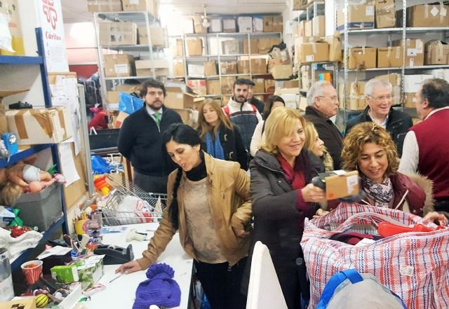 Familia apoya con 1,2 millones las actuaciones de ayuda social a familias de Cáritas Diocesana - 3, Foto 3