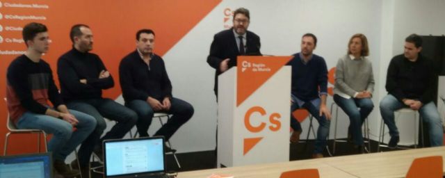 Ciudadanos reitera su postura contraria al ‘fracking’ y pide al Gobierno regional y al PP que “no se ponga de perfil en una cuestión clave para la Región” - 2, Foto 2