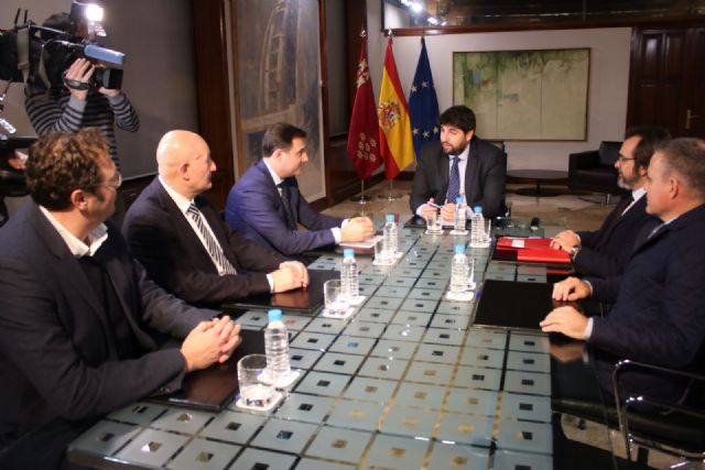 Los promotores reclaman a López Miras que actúe ante la pasividad de los ayuntamientos, Foto 3