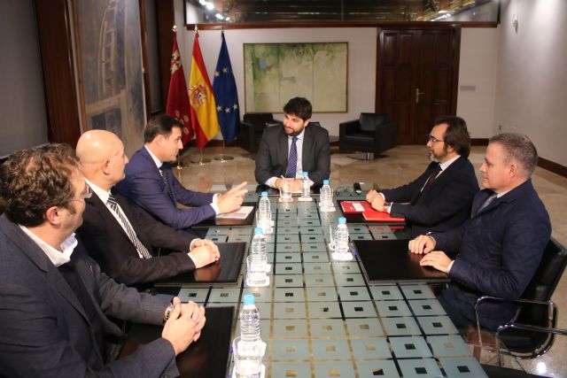 Fernando López Miras se reúne con el presidente de la Asociación de Promotores Inmobiliarios - 1, Foto 1