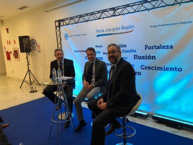 Fulgencio Gil: Lorca es uno de los municipios más saneados y competitivos de España gracias a la bajada de impuestos - 2, Foto 2