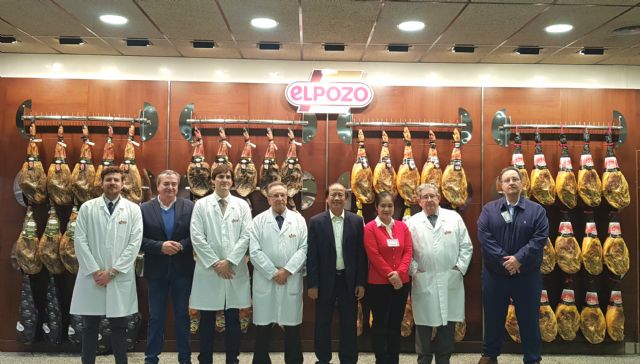 El embajador de Vietnam visita El Pozo Alimentacin para estrechar lazos comerciales, Foto 1
