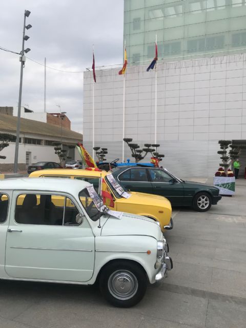 La Concentración de Vehículos Clásicos en Santa Rosalía, marcan el inicio de las Fiestas Patronales - 1, Foto 1