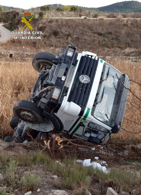 La Guardia Civil investiga al conductor de una hormigonera por quintuplicara la tasa de alcoholemia - 2, Foto 2